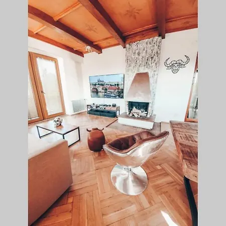 Amazing With Hot Tub, Sauna And Pool