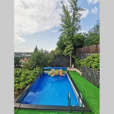 Villa Amazing With Hot Tub, Sauna And Pool