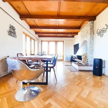 Amazing With Hot Tub, Sauna And Pool *
