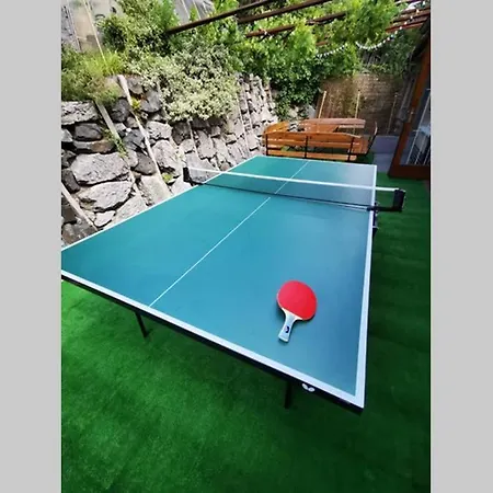 Amazing With Hot Tub, Sauna And Pool Prága